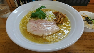 20190915222729926.jpg